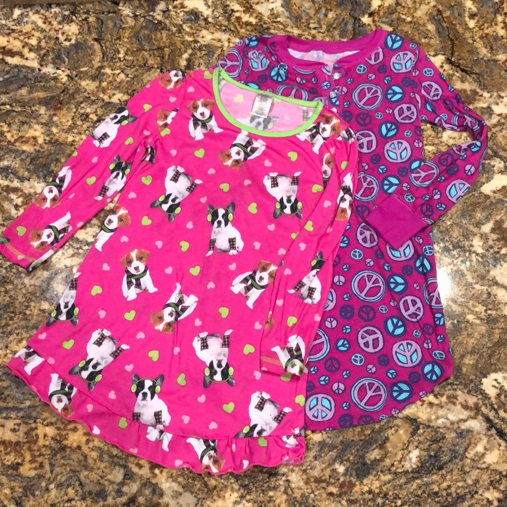 2 girls size 6 nightgowns